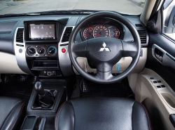 รถมือสอง MITSUBISHI PAJERO SPORT ปี 2012 สีขาว