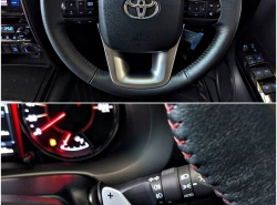 รถมือสอง TOYOTA FORTUNER ปี 2017 สีขาว