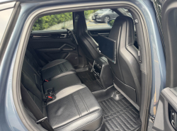 รถมือสอง PORSCHE CAYENNE ปี 2020 สีน้ำเงิน