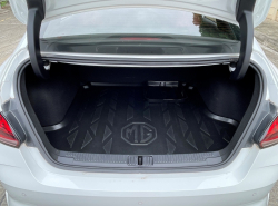 รถมือสอง MG 5 ปี 2022 สีขาว