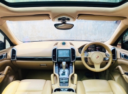 รถมือสอง PORSCHE CAYENNE ปี 2012 สีดำ