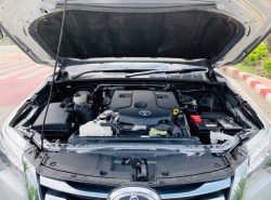 รถมือสอง TOYOTA FORTUNER ปี 2018 สีเทา