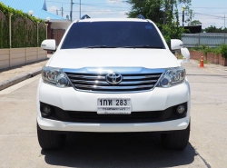 รถมือสอง TOYOTA FORTUNER ปี 2012 สีขาว