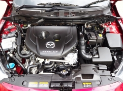 รถมือสอง MAZDA 2 ปี 2015 สีแดง