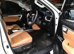 รถมือสอง TOYOTA FORTUNER ปี 2016 สีขาว