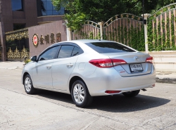 รถมือสอง TOYOTA YARIS ปี 2018 สีเทา