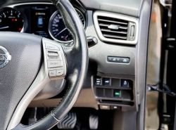 รถมือสอง NISSAN X-TRAIL ปี 2015 สีดำ