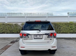 รถมือสอง TOYOTA FORTUNER ปี 2013 สีขาว