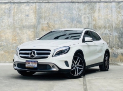 MERCEDES-BENZ GLA-CLASS GLA200 ปี 2015