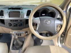 รถมือสอง TOYOTA HILUX VIGO ปี 2013 สีเทา