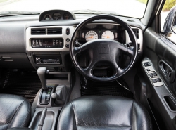 รถมือสอง MITSUBISHI STRADA G-WAGON ปี 2004 สีขาว