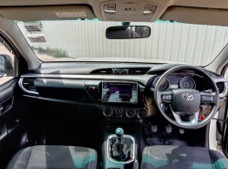 รถมือสอง TOYOTA HILUX REVO ปี 2017 สีขาว