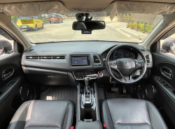 รถมือสอง HONDA HR-V ปี 2018 สีเทา