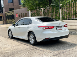 รถมือสอง TOYOTA CAMRY ปี 2022 สีขาว
