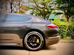 รถมือสอง PORSCHE PANAMERA ปี 2012 สีเทา