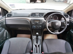 รถมือสอง SUZUKI CIAZ ปี 2017 สีขาว