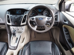 รถมือสอง FORD FOCUS ปี 2014 สีน้ำตาล