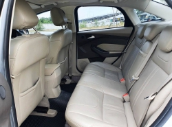 รถมือสอง FORD FOCUS ปี 2015 สีขาว