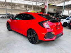 รถมือสอง HONDA CIVIC ปี 2018 สีแดง