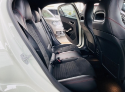 รถมือสอง MERCEDES-BENZ GLA-CLASS GLA250 ปี 2017 สีขาว