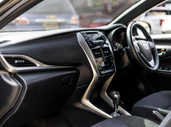 รถมือสอง TOYOTA YARIS ปี 2019 สีเทา