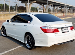 รถมือสอง HONDA ACCORD ปี 2013 สีขาว