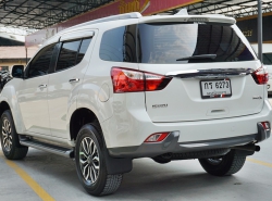 รถมือสอง ISUZU MU-X ปี 2017 สีขาว