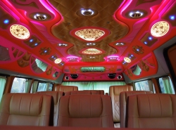รถมือสอง TOYOTA HIACE ปี 2011 สีขาว