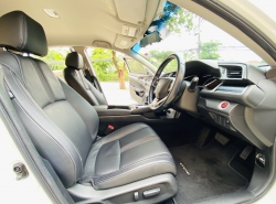 รถมือสอง HONDA CIVIC ปี 2019 สีขาว