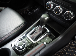 รถมือสอง MAZDA 3 ปี 2016 สีแดง