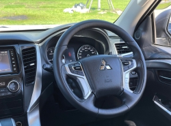 รถมือสอง MITSUBISHI PAJERO SPORT ปี 2015 สีดำ