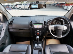 รถมือสอง ISUZU MU-X ปี 2017 สีขาว