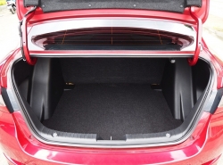 รถมือสอง MAZDA 2 ปี 2015 สีแดง