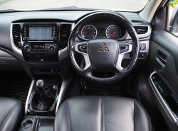 รถมือสอง MITSUBISHI TRITON ปี 2016 สีขาว