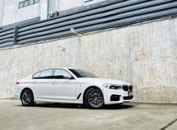 BMW 5 SERIES 520D ปี 2021