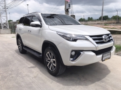 รถมือสอง TOYOTA FORTUNER ปี 2017 สีขาว