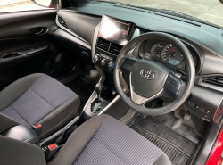 รถมือสอง TOYOTA YARIS ปี 2020 สีแดง