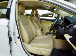 รถมือสอง TOYOTA CAMRY ปี 2015 สีขาว