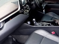 รถมือสอง TOYOTA CHR ปี 2018 สีดำ