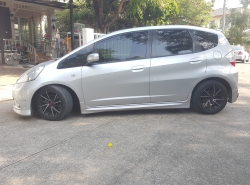 รถมือสอง HONDA JAZZ ปี 2009 สีบรอนซ์