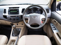 รถมือสอง TOYOTA HILUX VIGO ปี 2012 สีเทา