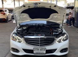 รถมือสอง MERCEDES-BENZ E-CLASS E300 ปี 2014 สีขาว