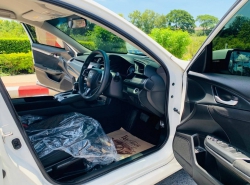 รถมือสอง HONDA CIVIC ปี 2018 สีขาว