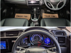 รถมือสอง HONDA JAZZ ปี 2020 สีขาว