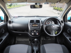 รถมือสอง NISSAN MARCH ปี 2018 สีฟ้า