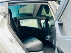 รถมือสอง TESLA 3 ปี 2021 สีขาว