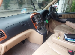 รถมือสอง HYUNDAI H-1 ปี 2015 สีเทา