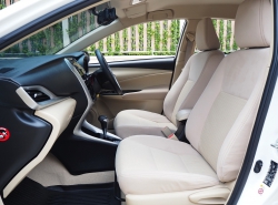 รถมือสอง TOYOTA YARIS ปี 2017 สีขาว