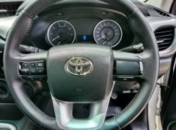 รถมือสอง TOYOTA HILUX REVO ปี 2017 สีขาว