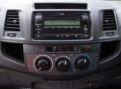 รถมือสอง TOYOTA HILUX VIGO ปี 2013 สีขาว